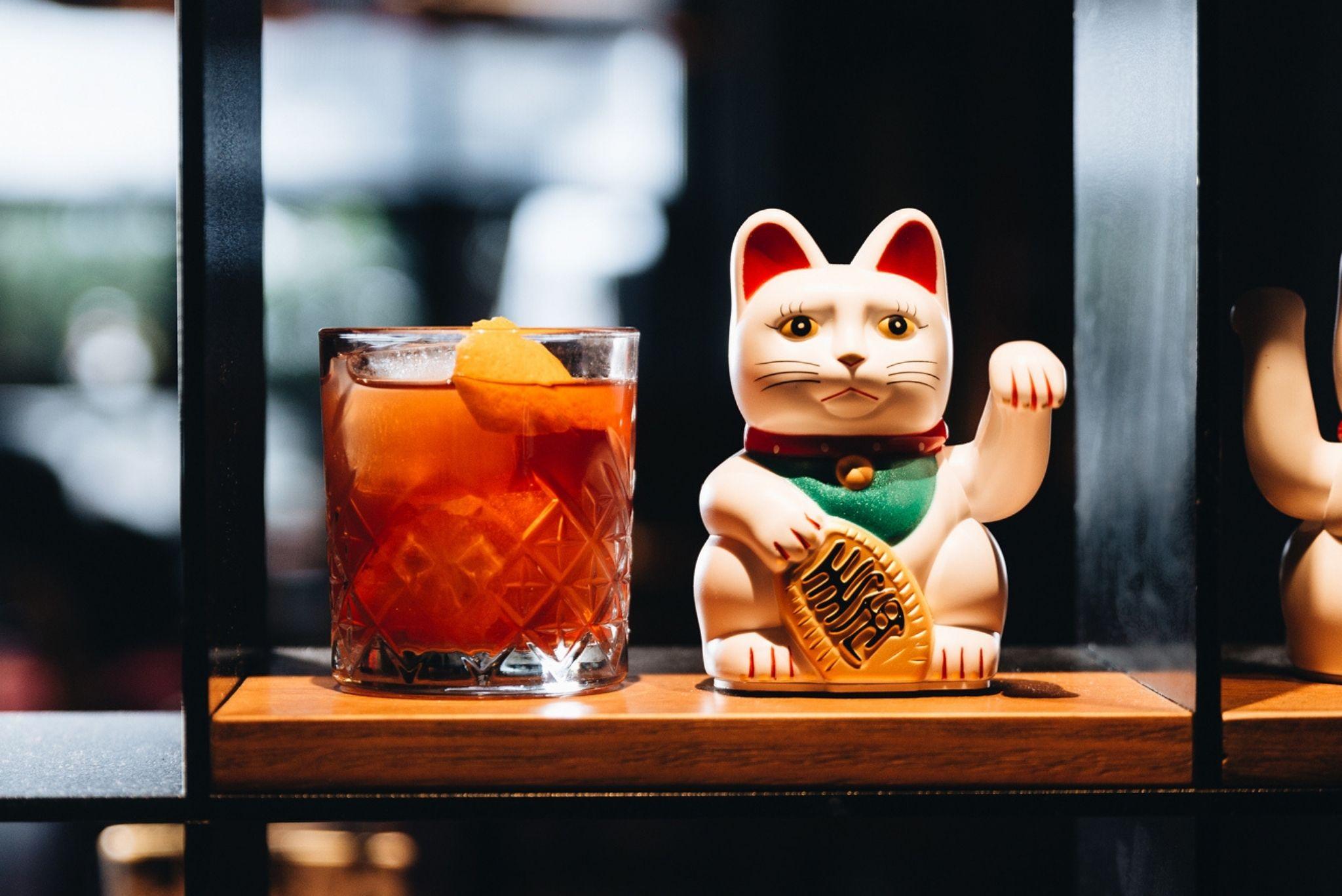 Museum Apartment Hotel, Independent Collection By Evt Wellington Luaran gambar A cocktail at the bar
