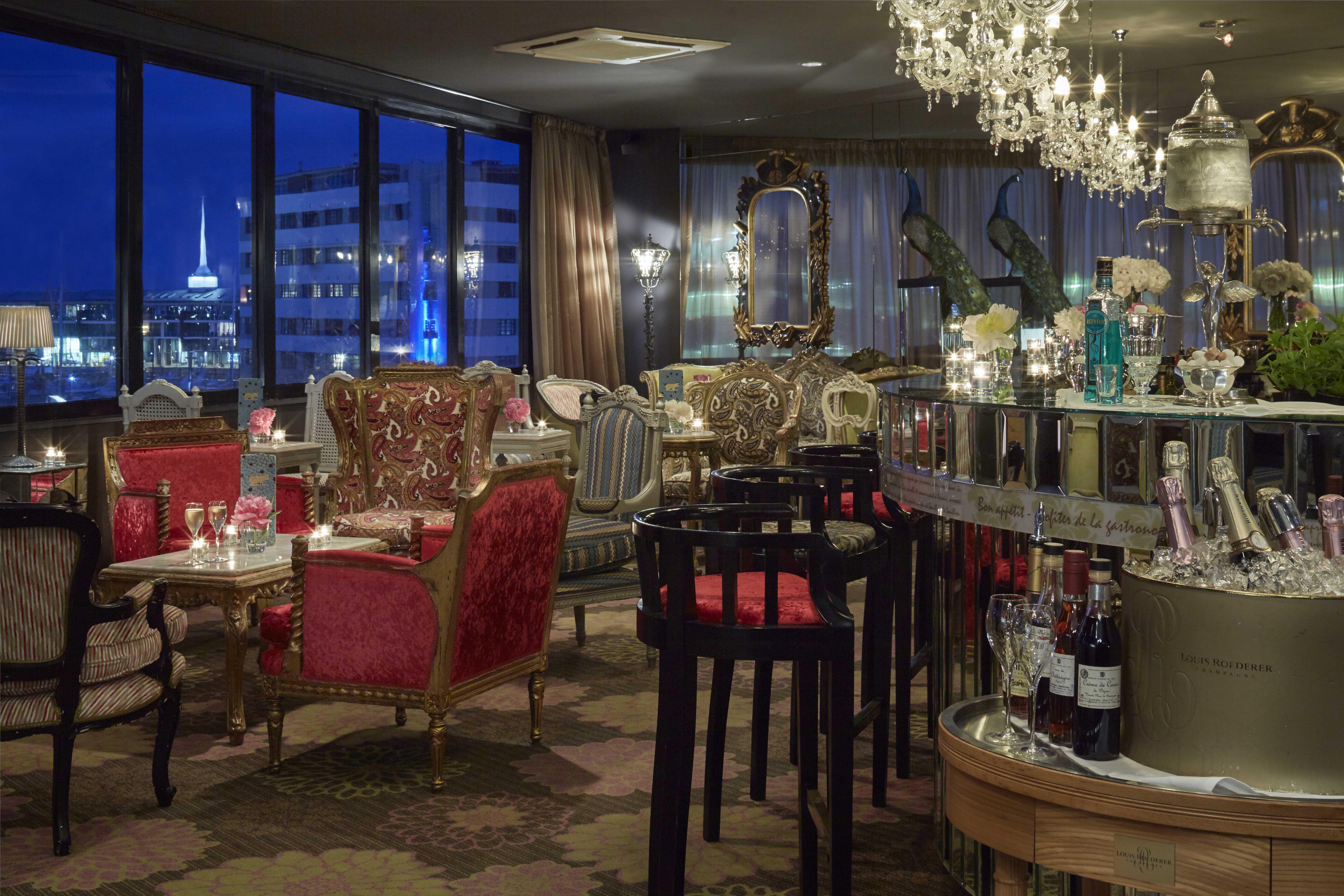 Museum Apartment Hotel, Independent Collection By Evt Wellington Luaran gambar The bar at the 101 bar