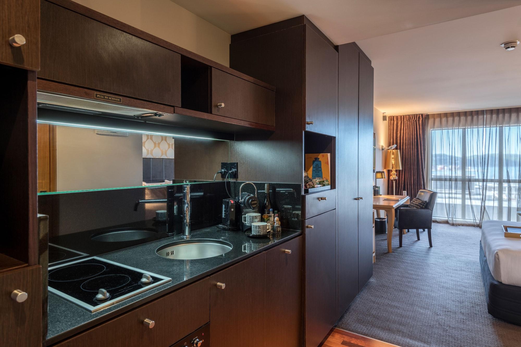 Museum Apartment Hotel, Independent Collection By Evt Wellington Luaran gambar Kitchenette in a serviced apartment