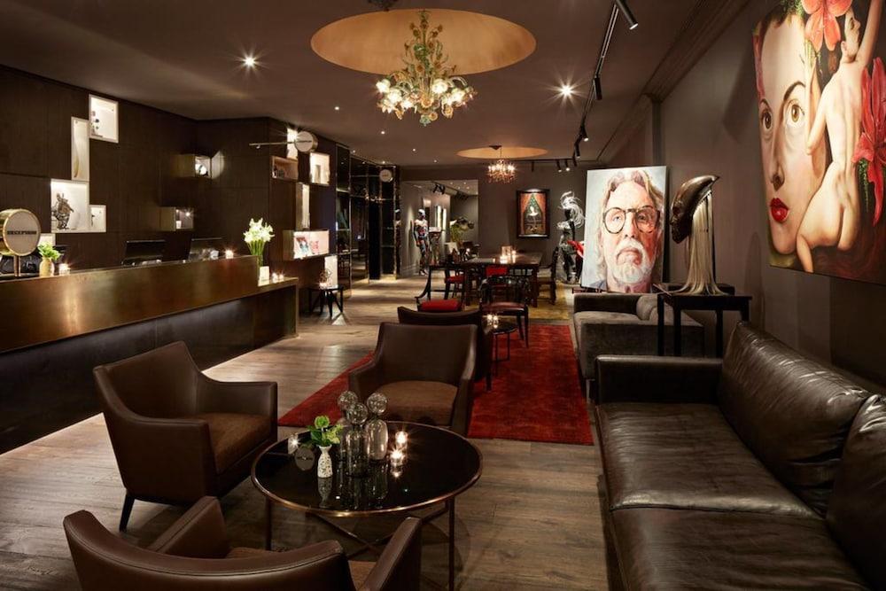 Museum Apartment Hotel, Independent Collection By Evt Wellington Luaran gambar The interior of the spa